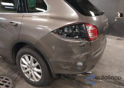 2014 Porsche Cayenne из США, поврежденный, VIN WP1AA2A26ELA93026